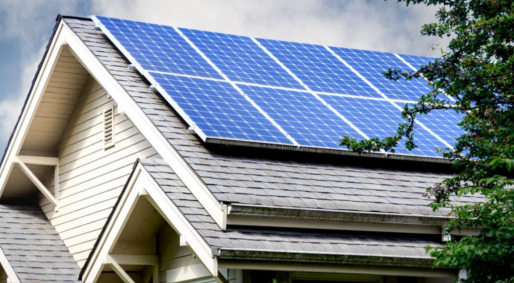 Maximize Your Solar Output: Professional Solar Panel Cleaning Services